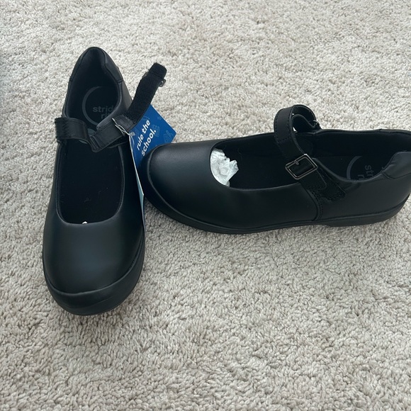 Stride Rite Shoes - NWT Stride Rite St Ainsley black Maryjane’s in size 5M